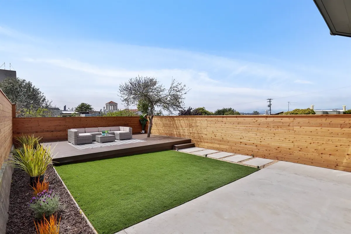 Backyard and outdoor space, 21st Avenue, Parkside, San Francisco