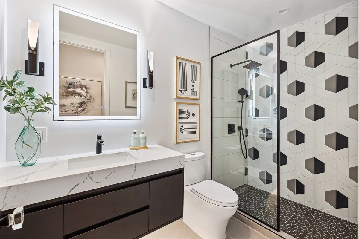 Bathroom, California Street, San Francisco