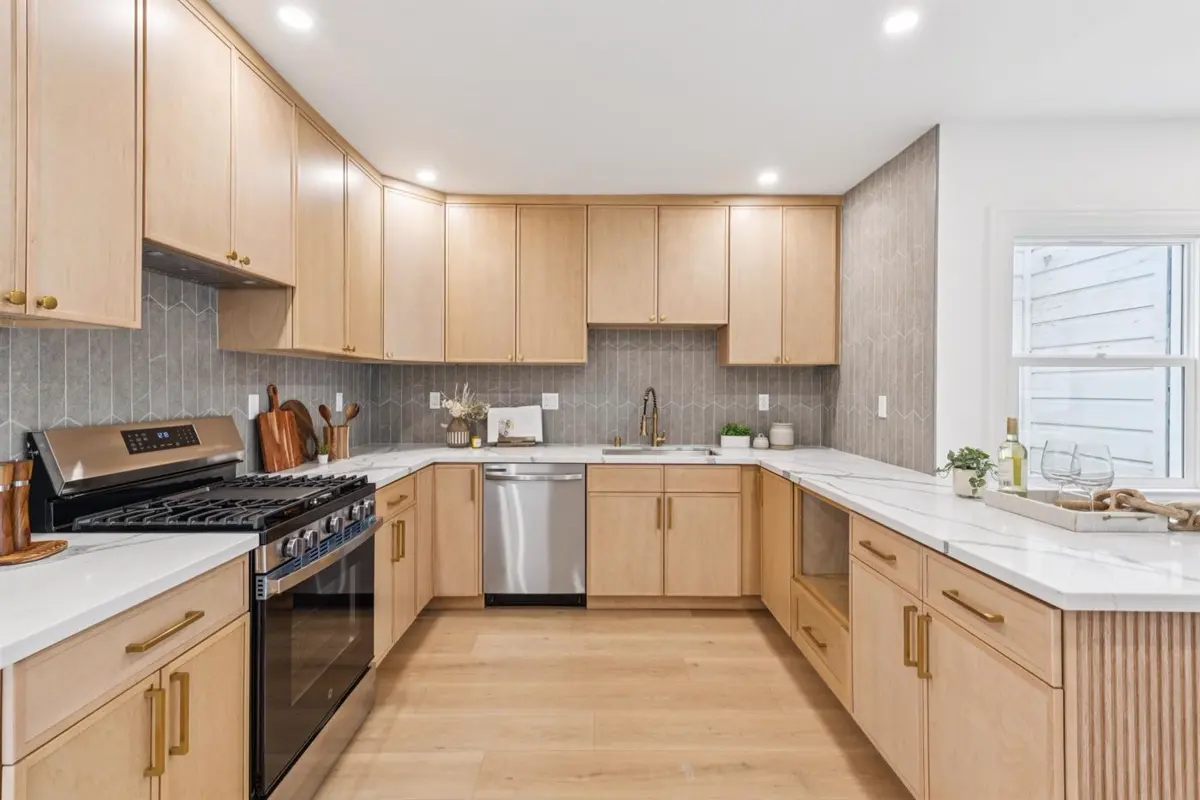 Kitchen, West Moltke Street, Daly City