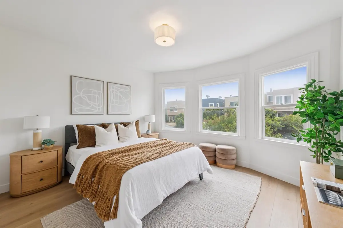 Bedroom, West Moltke Street, Daly City