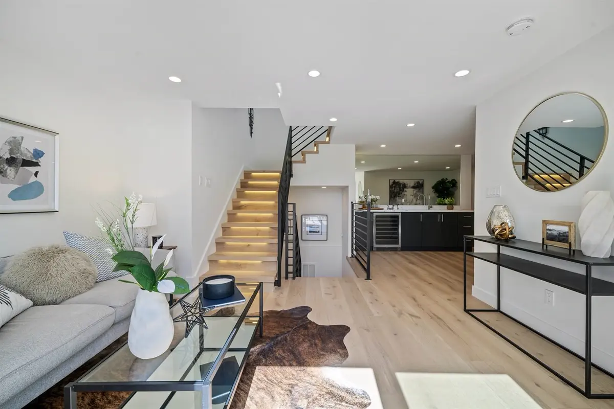 Living room, Naples Street, Excelsior, San Francisco