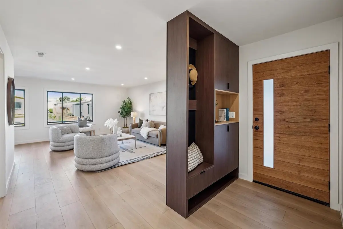 Entry, Shipley Avenue, Daly City